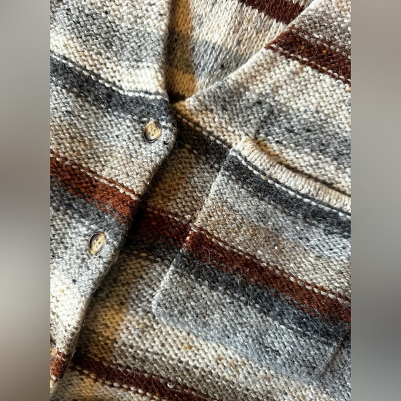 Vintage Wool Acrylic 70s Striped Vest Size Medium - Picture 3 of 6